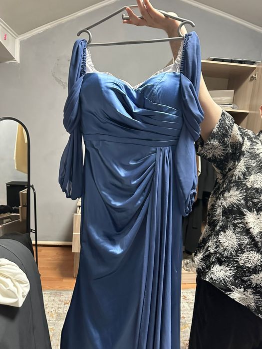 Продается платье