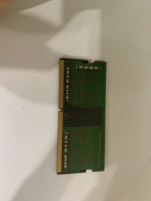 Samsung DDR4 SO-DIMM на 4 ГБ