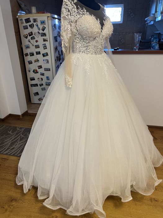 Vand rochie de mireasa