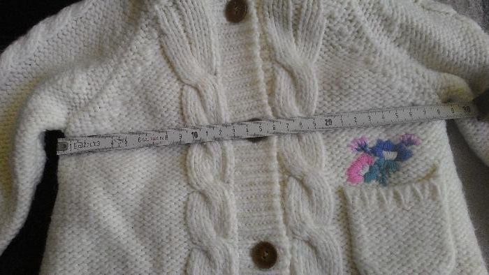 Жилетка и шапка на JOHN LEWIS