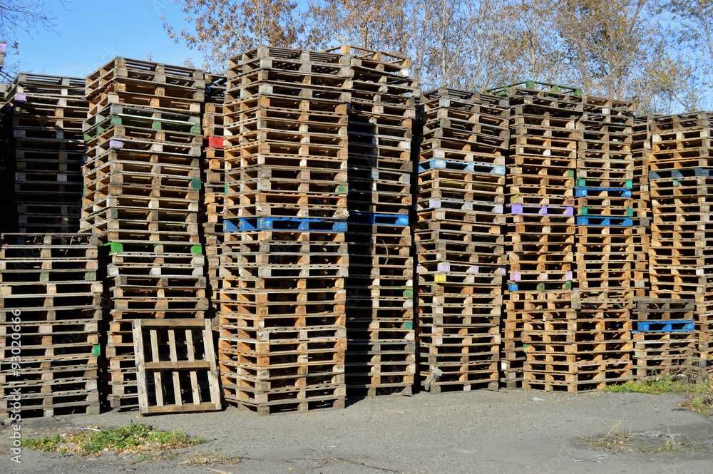 Деревянные поддоны 1200х800 мм, грузоподъёмность до 1500 кг