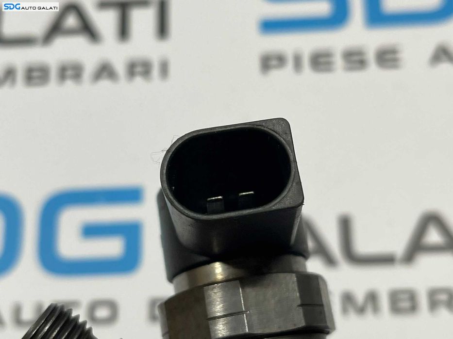 Injector Injectoare Mercedes Clasa C Class W203 C200 C220 2.2 CDI 2001 - 2007 Cod 0445110177 A6460700287 6460700287