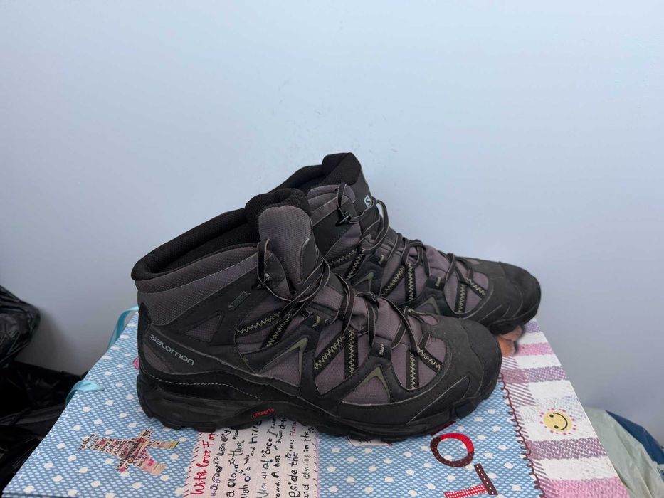 Salomon MEZARI Mid Gore-Tex''оригинални туристически боти 44 номер