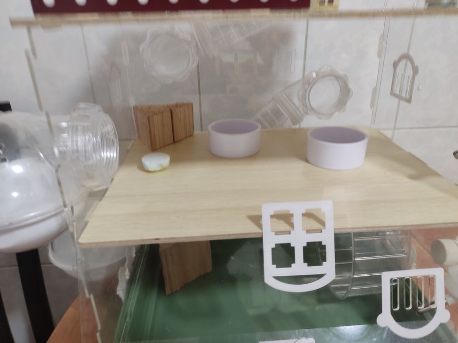 Клетка для хомяка.