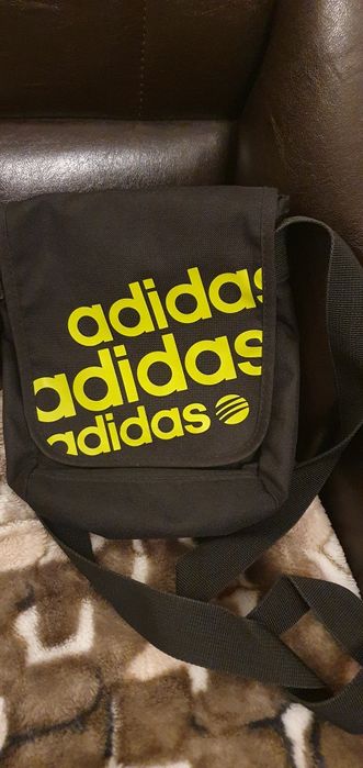 Geanta umăr/gentuța Adidas NEO