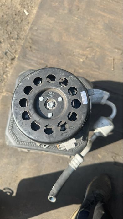 Кондер компрессор Лексус RX.300. 330 ES 300