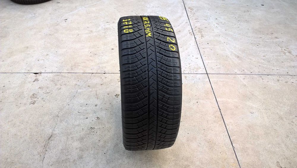 O anvelopa iarna 275 45 20 michelin pilot alpin 5 suv profil 7,8 mm