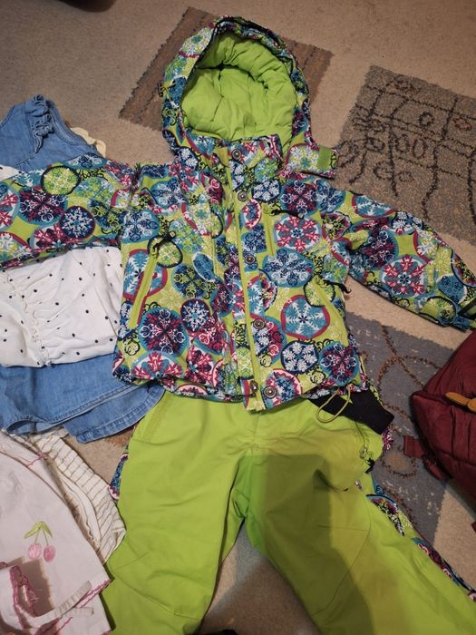 Продам детский вещи