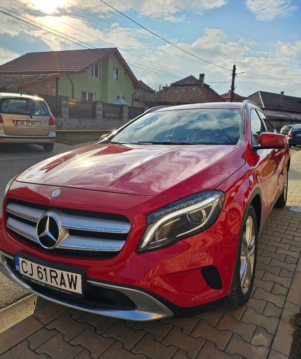 MERCEDES-BENZ GLA 2017 — imagine 2