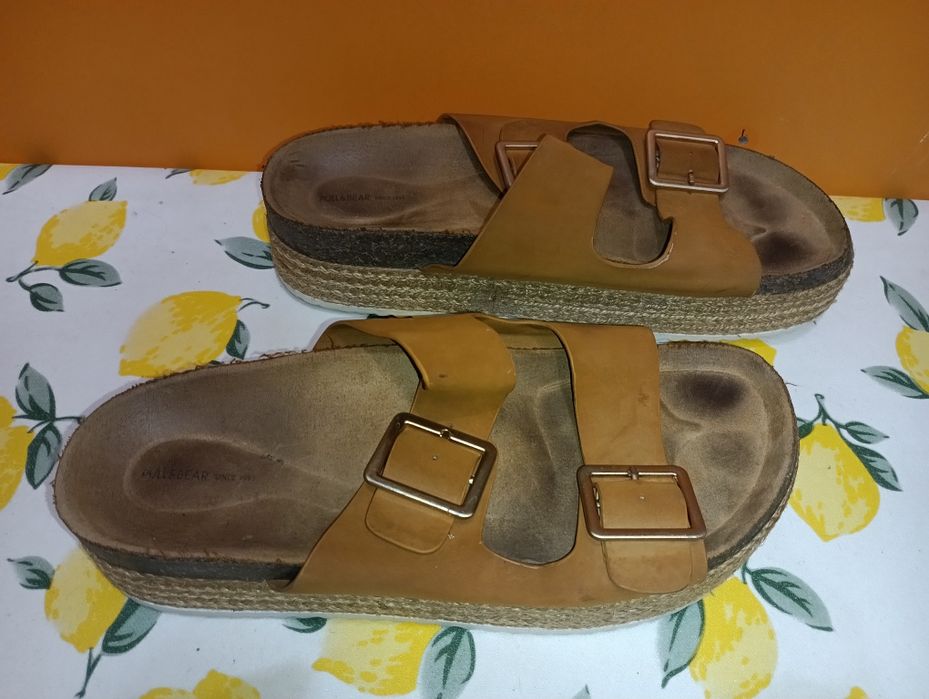 Pull & Bear N 40 кожени чехли - 19 лв