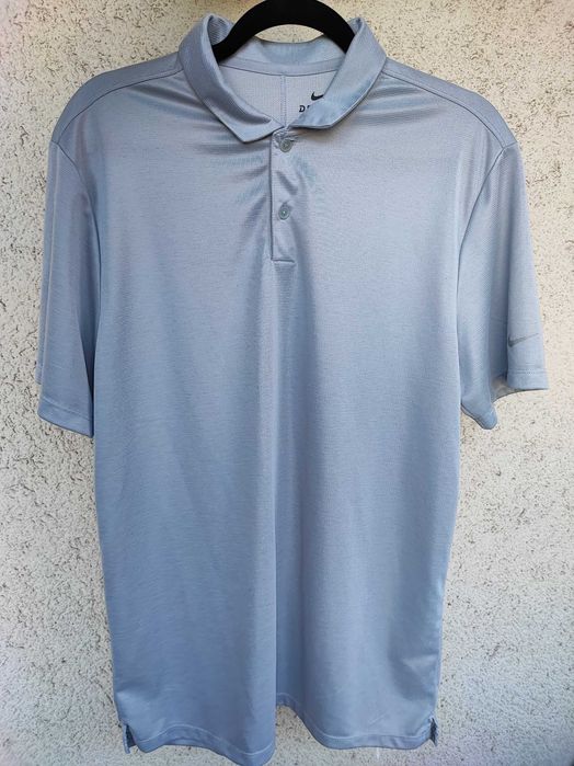 Tricou Polo Nike gri deschis, material tehnic din poliester, mărimea M