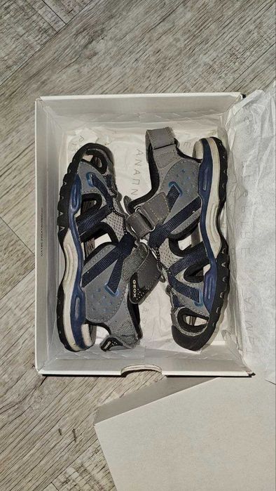 Geox детские сандали размер 32