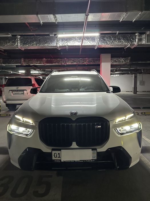 BMW X7 2023 — 2