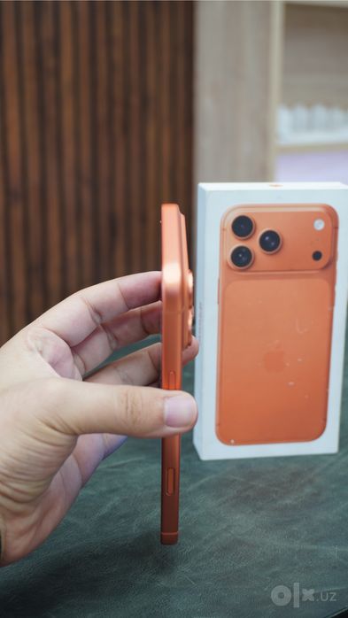 iPhone 17 Pro Max Orange 256GB 100% 20ta cycle