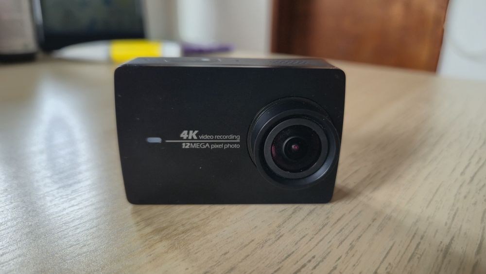 Екшън камера Xiaomi Yi 4k action camera