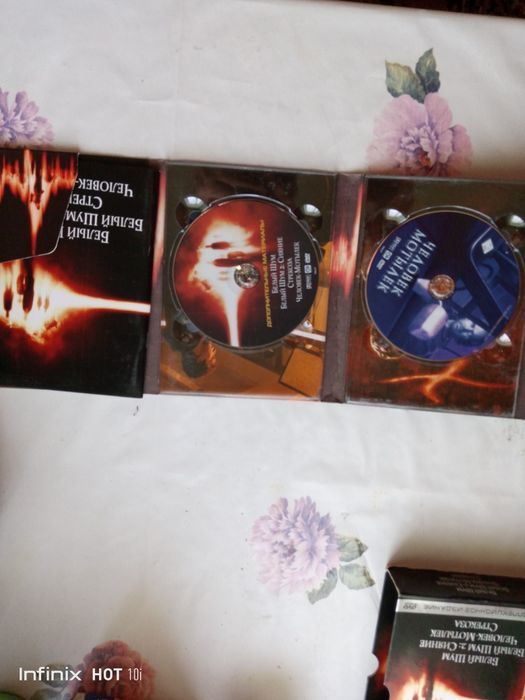 Лицензионные ДВД диски бу.