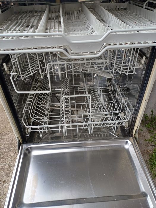 Съдомиялна Миеле