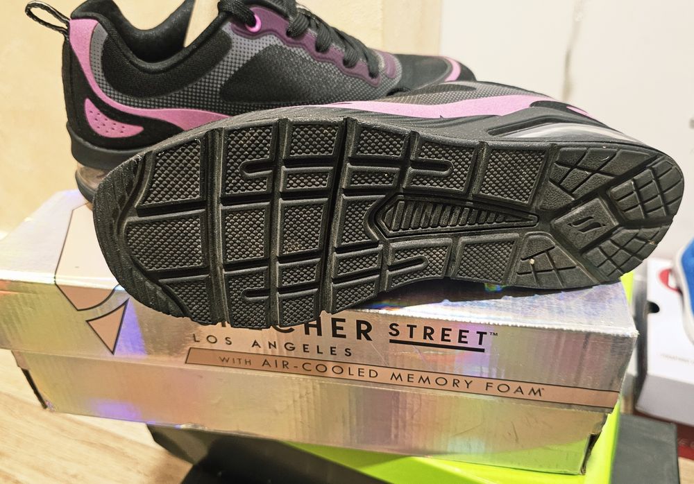 Pantofi sport Skechers, mărime 38