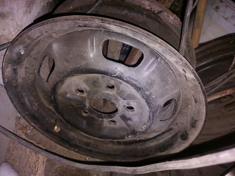 Продам 2 штампа от мазда 626 в хорошем состоянии