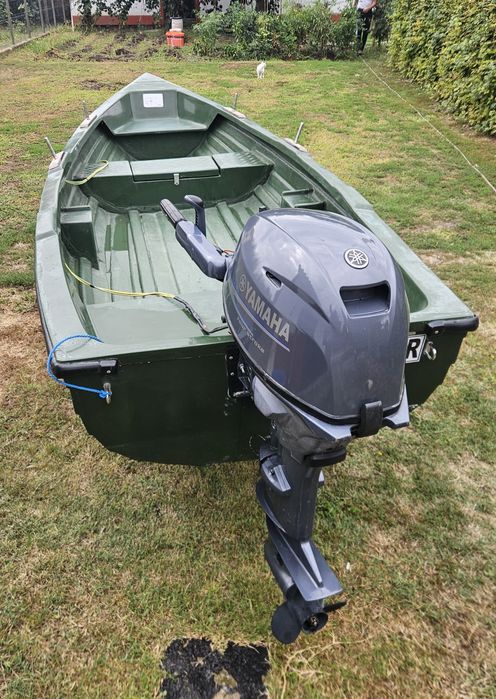 Vând laguna 480 yamaha 25hp