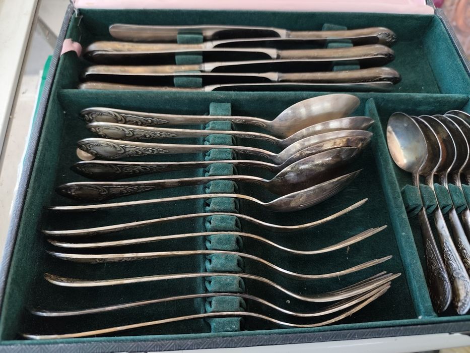 Руски прибори за хранене 24 части зид