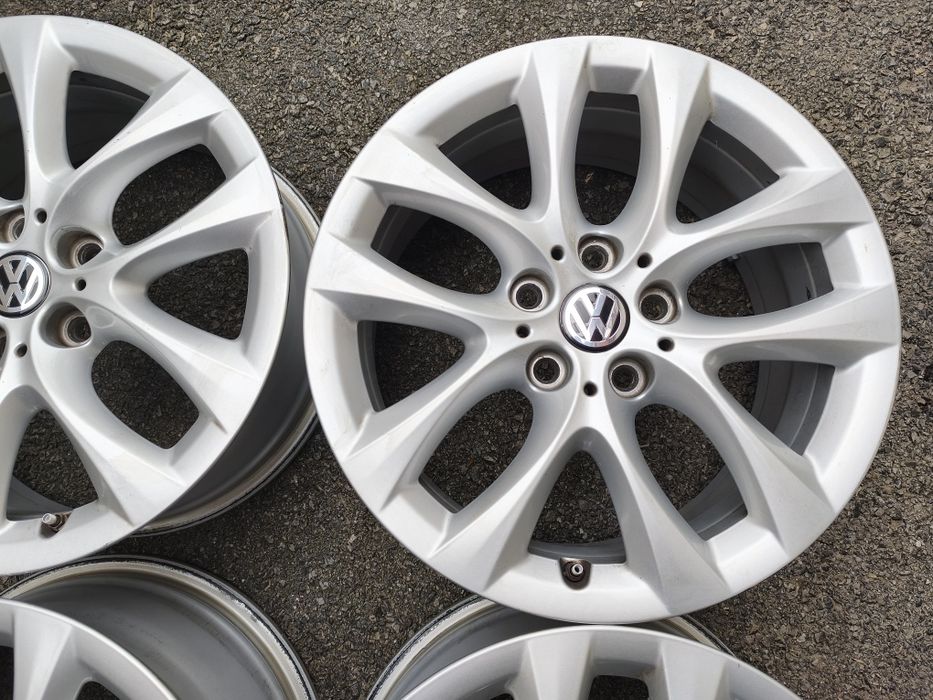 Фолксваген/VW; 17 цола 5х112; 4 бр.  лети джанти