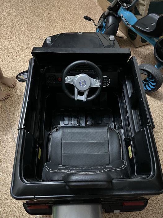 Детский электромобиль