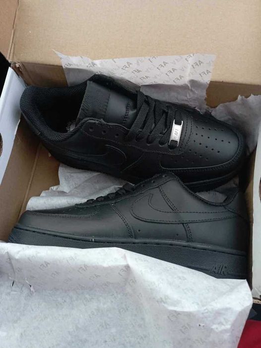 Nike Air Force 1 Black