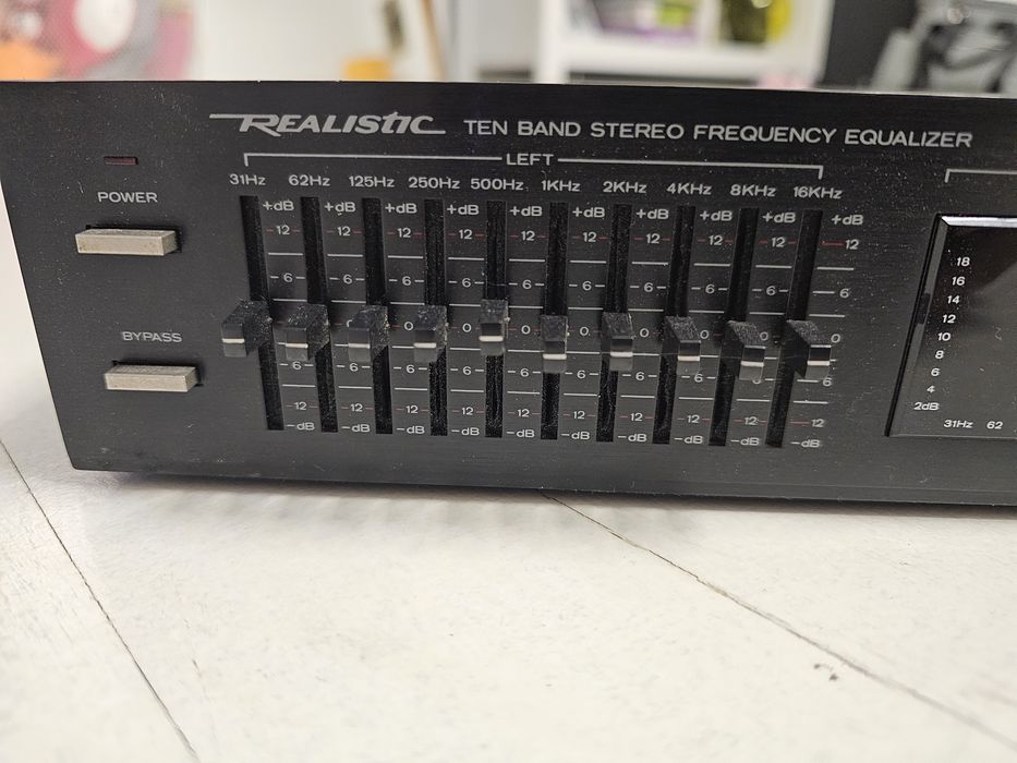 Realistic egalizator impecabil!