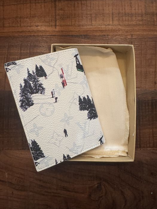 Portofel Louis Vuitton Editie Limitata