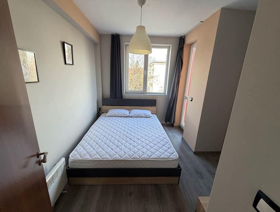 Двустаен апартамент в ж.к. Левски .