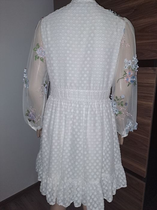 Vand rochie de ocazie