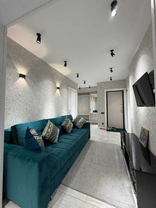 Топовая Цена ! Продается 2-Комнатная Квартира на Ор-р Чорсу!