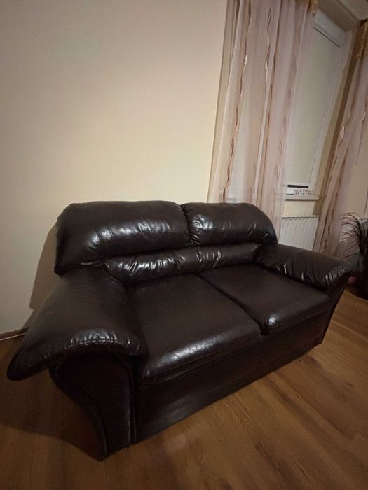 Кожен диван - без забележки