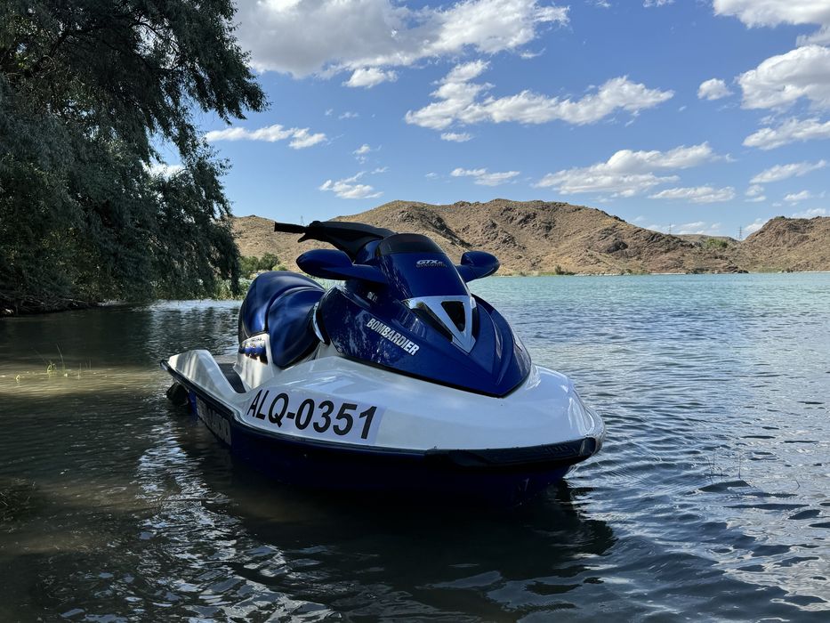 Продам гидроцикл Sea Doo