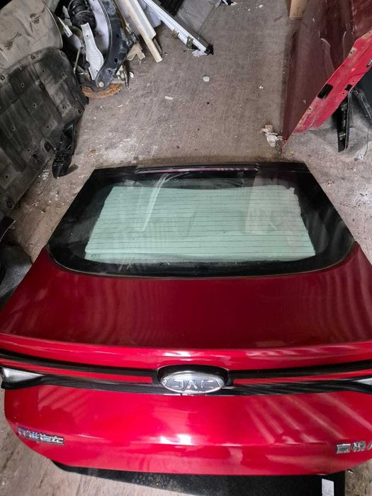 Капот и багажник JAC J7