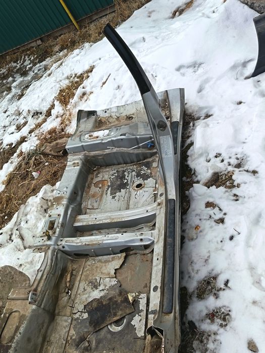 Тойота Карина Е запчасти