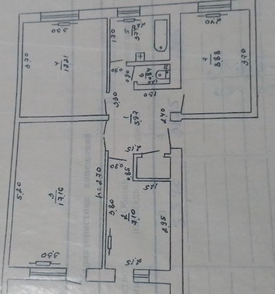 Shahrisabz 3 hona.Juda qulay lakatsiya.Yillar òtib buzilsa hamfoyda