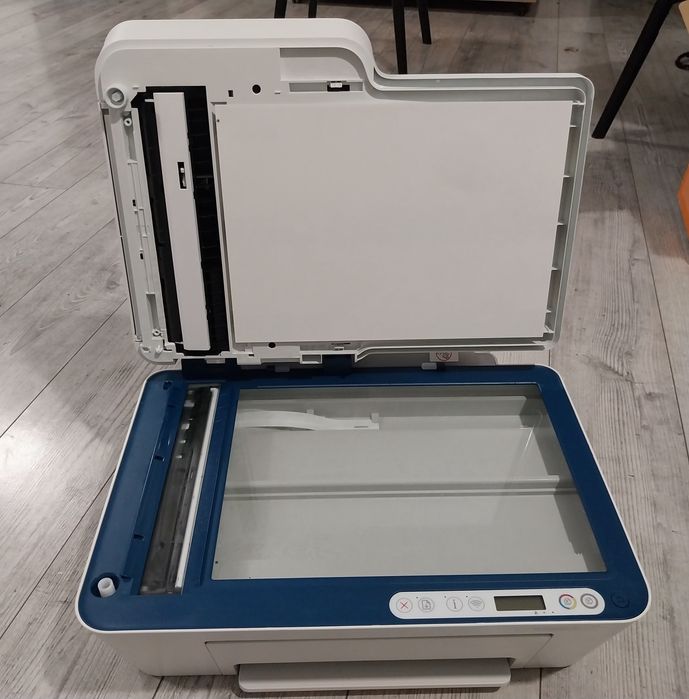 Vând imprimanta HP DeskJet 4130e