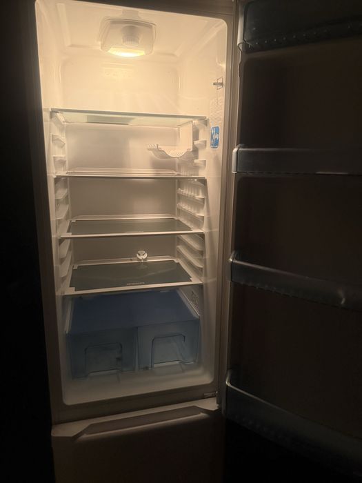 Продам холодильник Beko