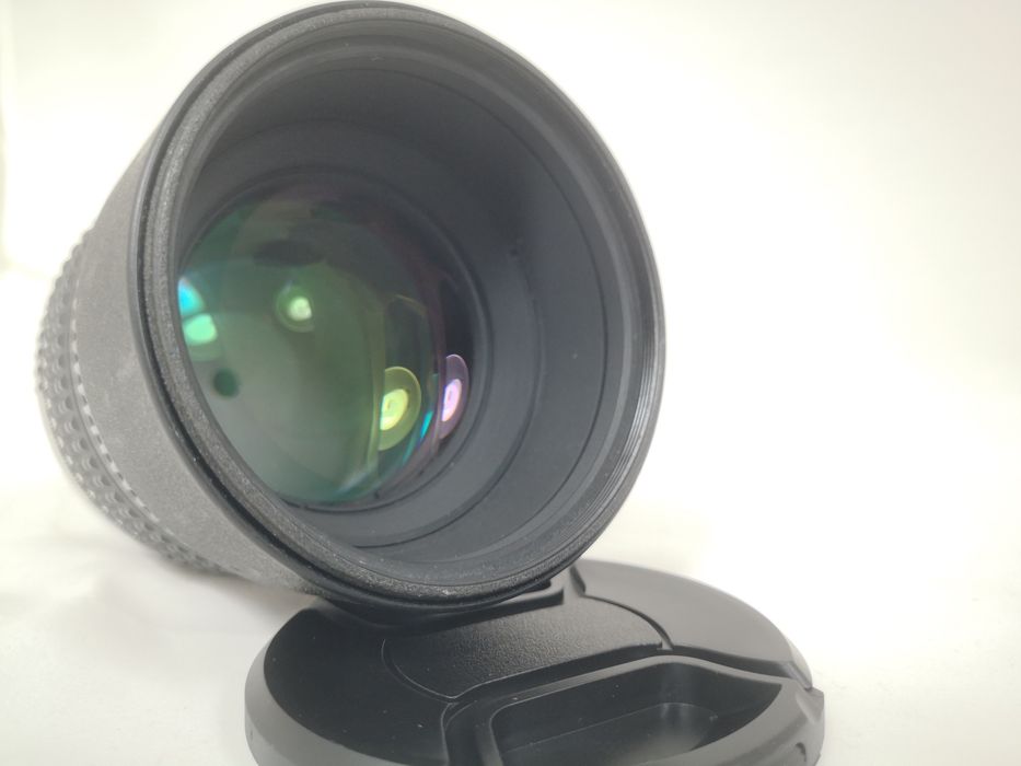 Nikon AF DC-NIKKOR 105 mm f/2 D