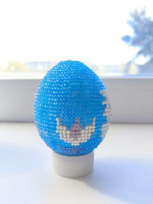 Декоративное яйцо ( из бисера )