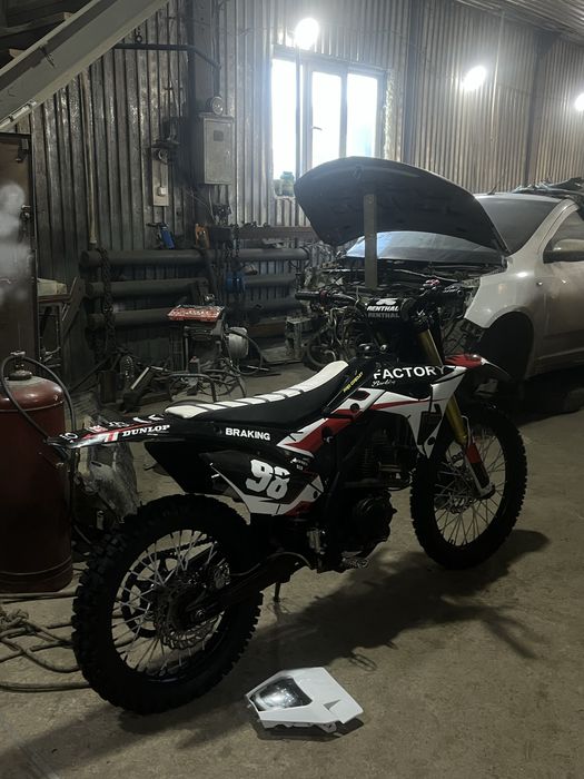 Продам эндуро 300