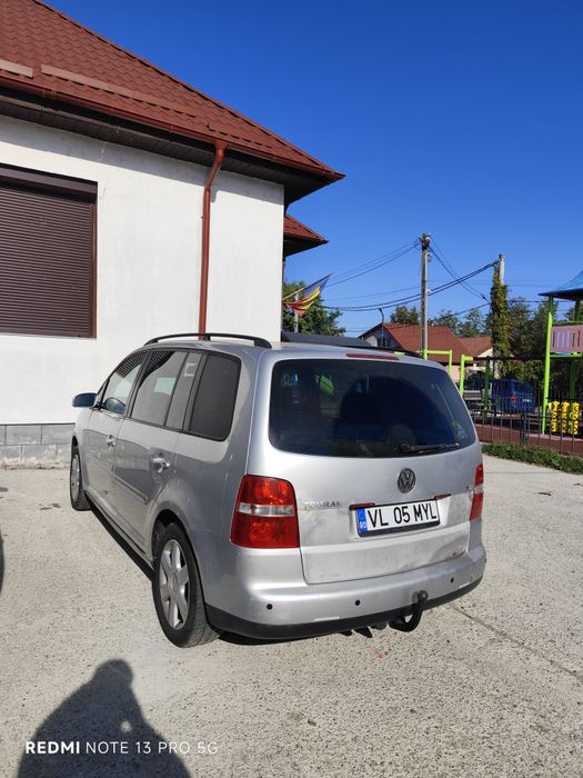 VOLKSWAGEN Touran 0 — imagine 4