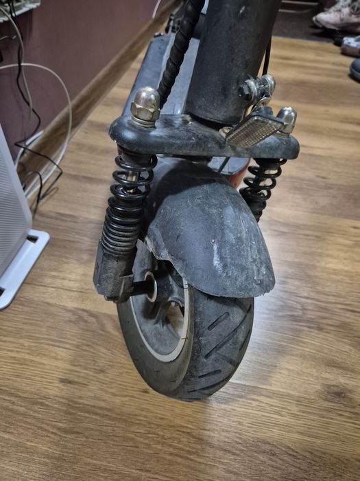 Продам Электросамокат Joyor 7