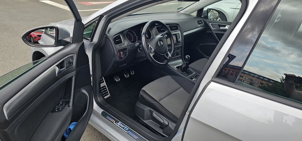 VW Golf 7 bluemotion 1,2 tsi 110 cp euro 6,limuzina
