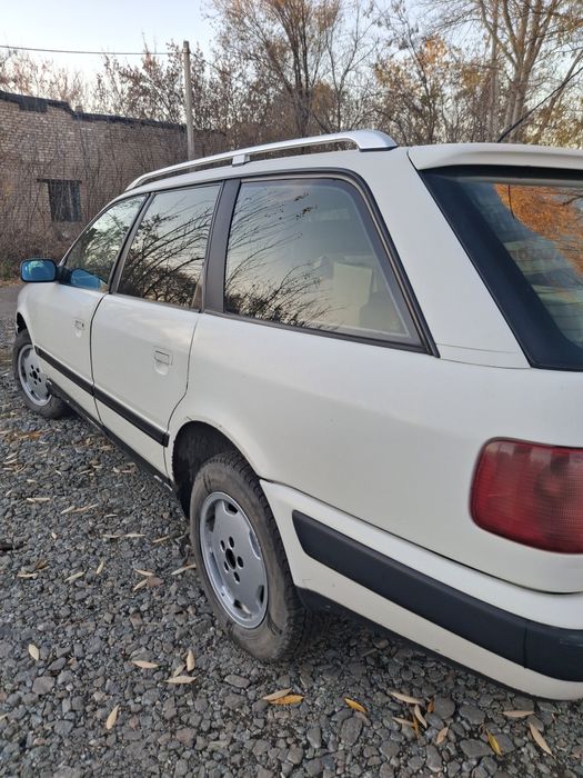 Продам Ауди 100 с4