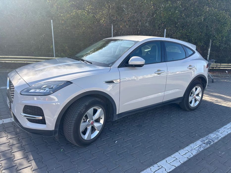 JAGUAR E-PACE 2021 — imagine 4
