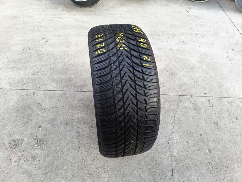 O anvelopa noua de iarna 275 40 21 nokian tires snowproof 2
