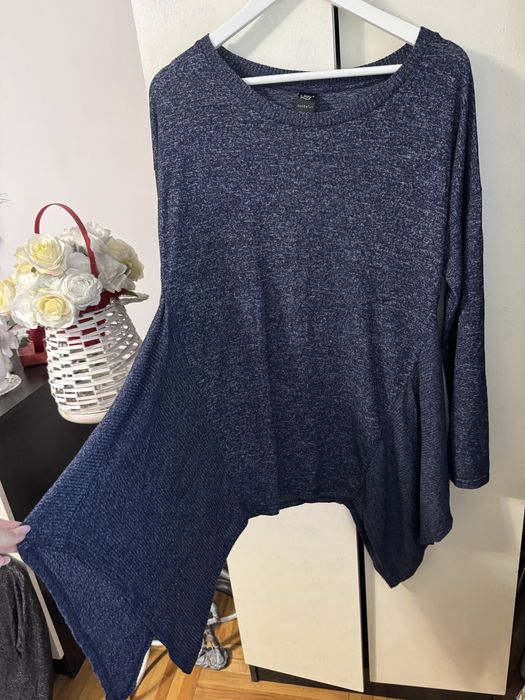 2 bluze negru si bleumarin